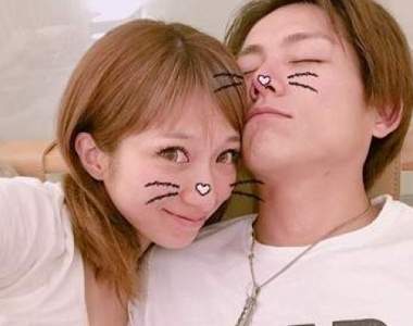 《讓人憧憬的幸福夫妻檔》婚前婚後都這麼光明正大的放閃可以嗎 《讓人憧憬的幸福夫妻檔》婚前婚後都這麼光明正大的放閃可以嗎