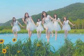 GFRIEND《LOVE WHISPER夢幻水池哪裡來》刀群水舞的秘密華麗公開 GFRIEND《LOVE WHISPER夢幻水池哪裡來》刀群水舞的秘密華麗公開