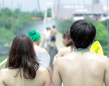 真的確定蓋了《世界第一座泡湯樂園》就說不要亂給承諾齁 真的確定蓋了《世界第一座泡湯樂園》就說不要亂給承諾齁