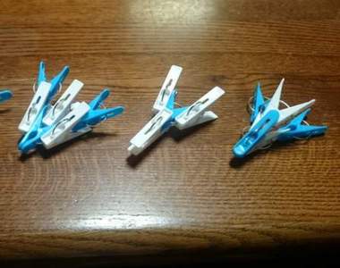 推特瘋傳《曬衣夾自製戰機&機器人》沒錢買鋼打姆的童年都這樣做 推特瘋傳《曬衣夾自製戰機&機器人》沒錢買鋼打姆的童年都這樣做