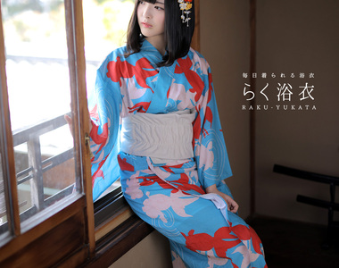 《輕便浴衣》只要簡單3個步驟就能輕易穿上 《輕便浴衣》只要簡單3個步驟就能輕易穿上