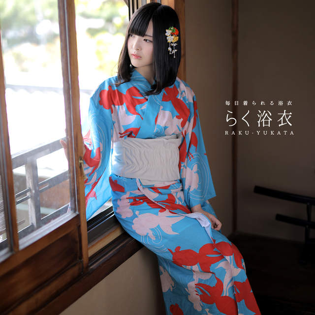 《輕便浴衣》只要簡單3個步驟就能輕易穿上 《輕便浴衣》只要簡單3個步驟就能輕易穿上