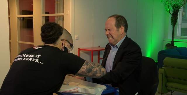 新技術「門禁卡植入手掌」阿斯～你敢嘗試嗎