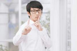 《十種男性常用的做作手段》為了受女性歡迎就得打腫臉充胖子裝一下 《十種男性常用的做作手段》為了受女性歡迎就得打腫臉充胖子裝一下