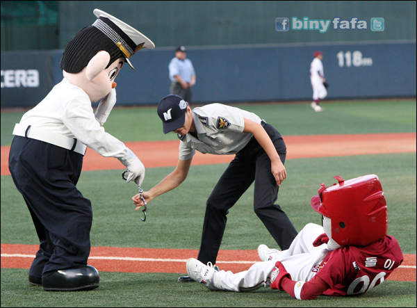 史上第一位《韓國棒球吉祥物被逮捕》其實荒唐事還真不少(上) 史上第一位《韓國棒球吉祥物被逮捕》其實荒唐事還真不少(上)