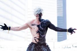 義大利帥氣男Coser《Leon Chiro》擁有八塊肌完美還原許多帥氣ACG男角 義大利帥氣男Coser《Leon Chiro》擁有八塊肌完美還原許多帥氣ACG男角