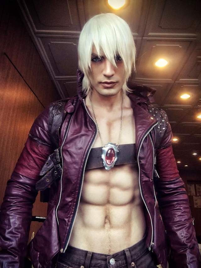 義大利帥氣男Coser《Leon Chiro》擁有八塊肌完美還原許多帥氣ACG男角 - 圖片4