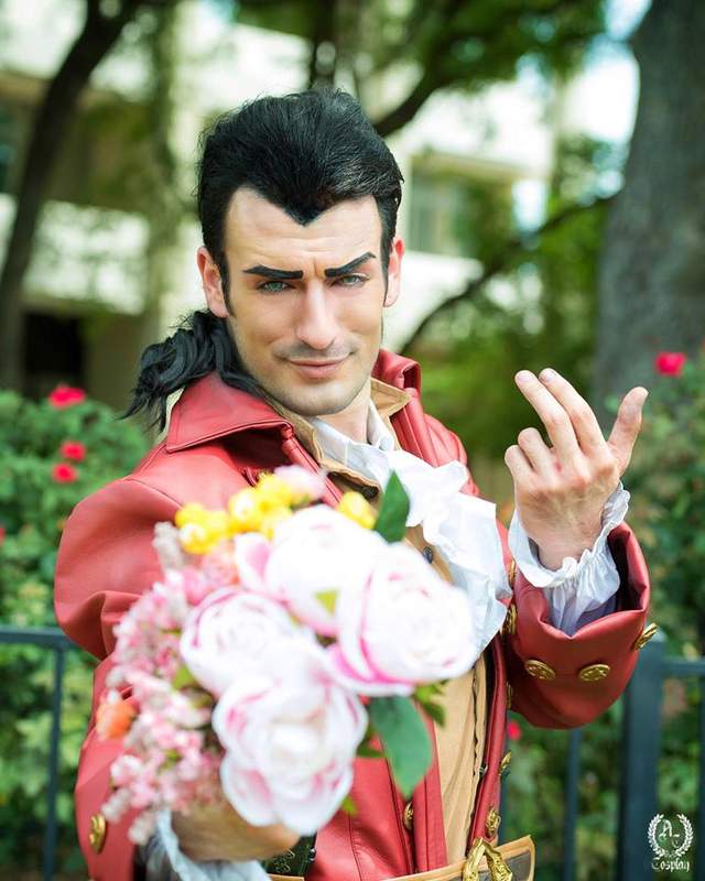 義大利帥氣男Coser《Leon Chiro》擁有八塊肌完美還原許多帥氣ACG男角 - 圖片9