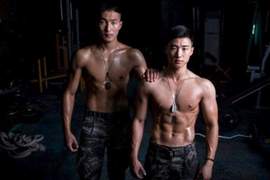火辣肌情照《韓國海軍陸戰隊曬照引起網路轟動》網友:這尺寸我們可以(๑•̀ㅂ•́)و✧ 火辣肌情照《韓國海軍陸戰隊曬照引起網路轟動》網友:這尺寸我們可以(๑•̀ㅂ•́)و✧