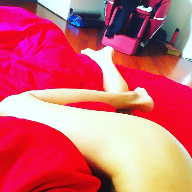 鼻血注意《GACKT裸臀自拍》光溜溜的下半身讓人妄想爆發~ (//▽//) 鼻血注意《GACKT裸臀自拍》光溜溜的下半身讓人妄想爆發~ (//▽//)