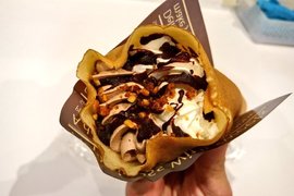 《日本便利商店美味甜點Top 10》一流甜點師評選出真正好吃的甜點究竟有哪些? 《日本便利商店美味甜點Top 10》一流甜點師評選出真正好吃的甜點究竟有哪些?