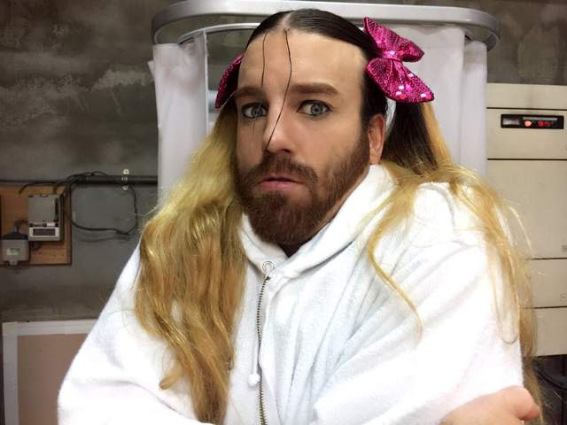 鬍鬚女LadyBeard《被批無視動畫世界觀超傷心》人家明明對二次元超有愛……