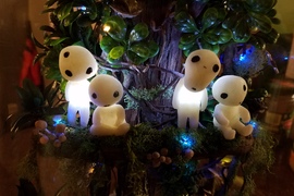 《神手媽媽DIY魔法公主木靈模型》各種細節讓人讚嘆~還可以當小夜燈呢 《神手媽媽DIY魔法公主木靈模型》各種細節讓人讚嘆~還可以當小夜燈呢