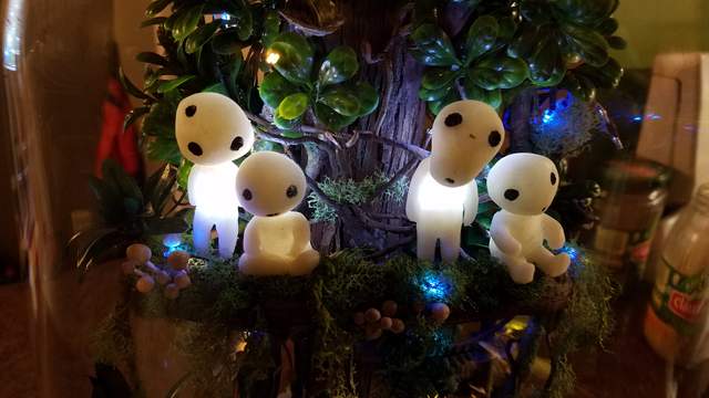 《神手媽媽DIY魔法公主木靈模型》各種細節讓人讚嘆~還可以當小夜燈呢 《神手媽媽DIY魔法公主木靈模型》各種細節讓人讚嘆~還可以當小夜燈呢