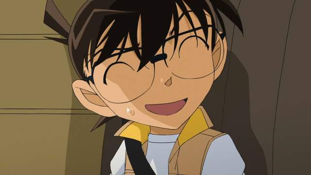 考據作畫崩壞《柯南身高只有43公分》車子畫得很好可是主角卻…… 考據作畫崩壞《柯南身高只有43公分》車子畫得很好可是主角卻……