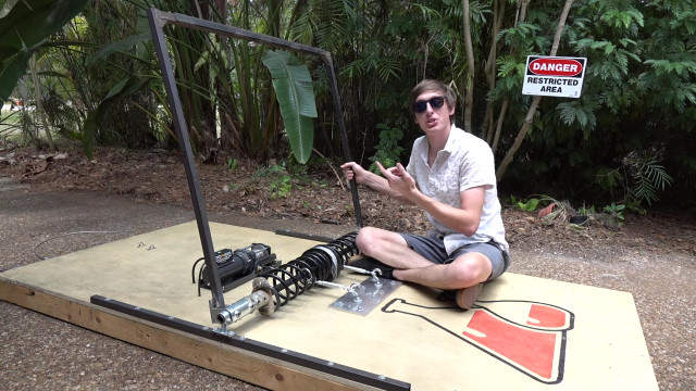 《超巨型捕鼠夾》任何物品都能粉碎的超強破壞力太狂啦 《超巨型捕鼠夾》任何物品都能粉碎的超強破壞力太狂啦