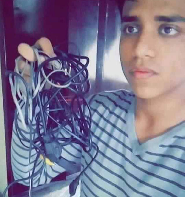 《搞笑分手比喻雙關》這裡有這麼多條線，就是無法將我倆結合在一起