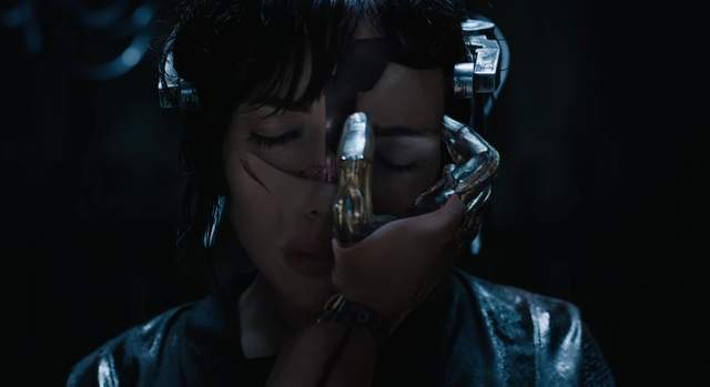 美版《攻殼機動隊》全新預告 沒想到竟然玩起了洗腦失憶梗