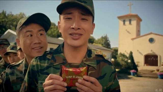 《意外獲得終生巧克力供應的北韓寄生蟲士兵》這一逃脫讓他迎接截然不同的人生 《意外獲得終生巧克力供應的北韓寄生蟲士兵》這一逃脫讓他迎接截然不同的人生