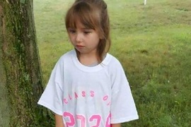 《孩子的爆笑一瞬間》知道自己以後要上學17年的絕望臉:’( 《孩子的爆笑一瞬間》知道自己以後要上學17年的絕望臉:’(