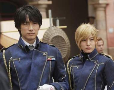 新劇照曝光《鋼之鍊金術師真人電影》羅伊·馬斯坦古&莉莎·霍克愛 新劇照曝光《鋼之鍊金術師真人電影》羅伊·馬斯坦古&莉莎·霍克愛