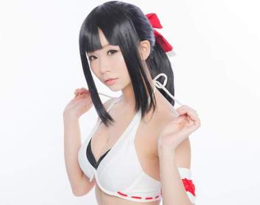 《巫女服泳衣》將神聖的巫女服變成性感大膽的比基尼泳裝 《巫女服泳衣》將神聖的巫女服變成性感大膽的比基尼泳裝