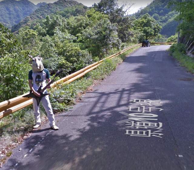 《日本Google街景拍到的神祕鹿男》在山上遇到會嚇壞吧www