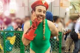 C92 Cosplay《鬍鬚女》扮演快打旋風Cammy 開高叉也完全毫無違和感(●▼●;) C92 Cosplay《鬍鬚女》扮演快打旋風Cammy 開高叉也完全毫無違和感(●▼●;)