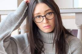 栗山千明主演《BL漫畫家可以結婚嗎?》這麼正的腐女漫畫家有何不可~~ 栗山千明主演《BL漫畫家可以結婚嗎?》這麼正的腐女漫畫家有何不可~~