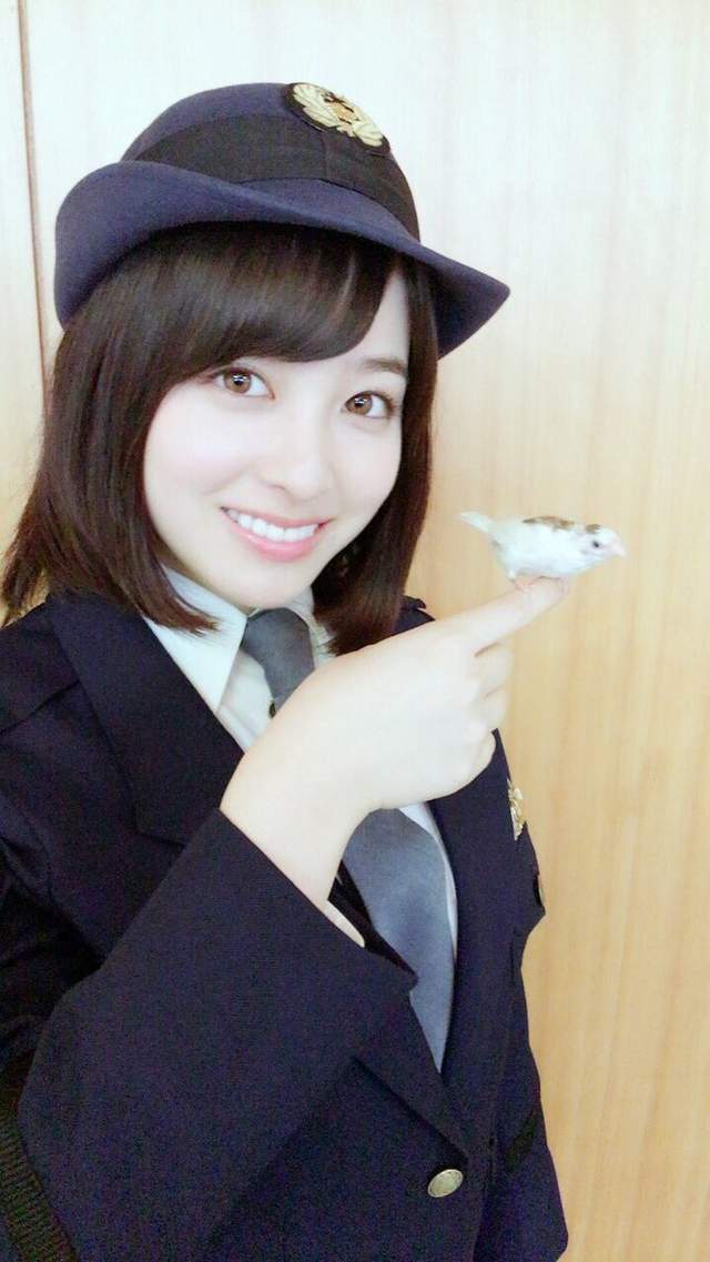 《警視廳生物系》橋本環奈新劇制服打扮真可愛 - 圖片10