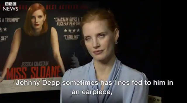 《潔西卡雀斯坦的大白眼》到底強尼戴普說了什麼? 《潔西卡雀斯坦的大白眼》到底強尼戴普說了什麼?