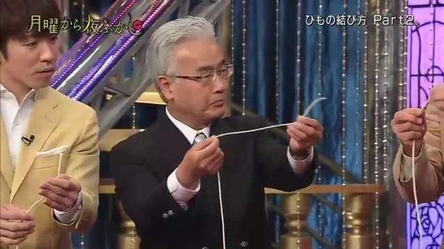 繩結專家教學《不會糾成一團的耳機收納法》網友吐槽反而更麻煩……