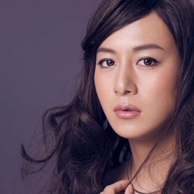 《男星扮女裝代言化妝品》結果又被網友一眼認出真實身分ww 《男星扮女裝代言化妝品》結果又被網友一眼認出真實身分ww