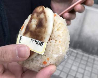 推特話題《煎餃炒飯御飯糰》中華料理界兩大天王的夢幻組合ww 推特話題《煎餃炒飯御飯糰》中華料理界兩大天王的夢幻組合ww