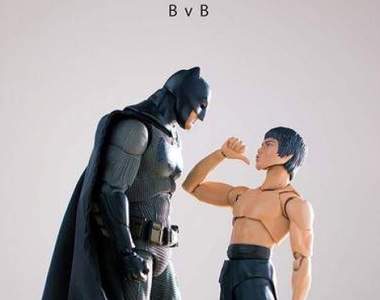 《蝙蝠俠vs李小龍》日本模型拍攝玩家的有趣作品 《蝙蝠俠vs李小龍》日本模型拍攝玩家的有趣作品