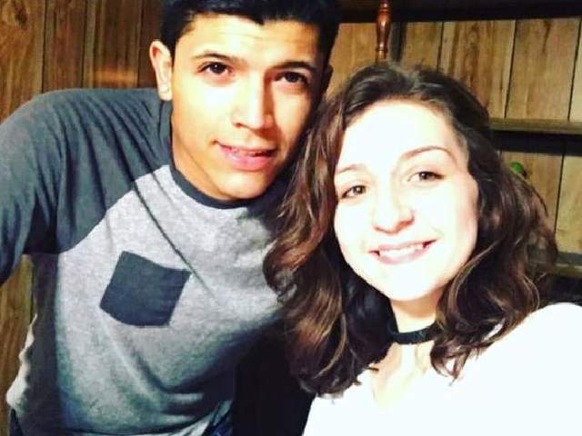 《Youtuber孕婦開搶打死老公》竟然只是因為想表演書可防彈...... 《Youtuber孕婦開搶打死老公》竟然只是因為想表演書可防彈......