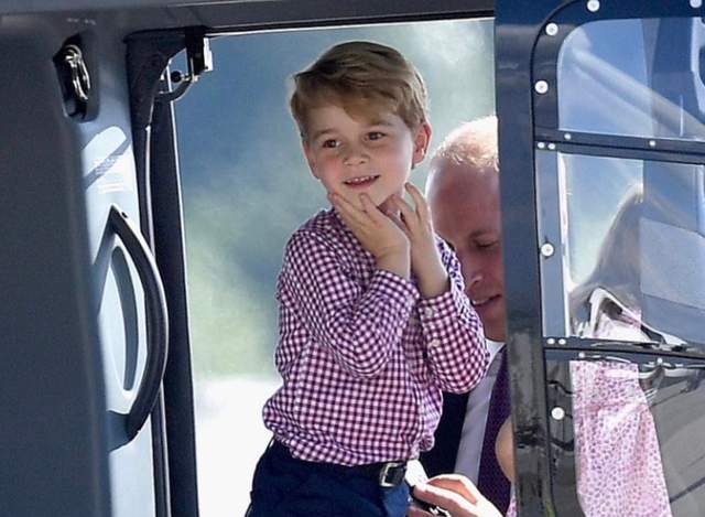 英國《LGBT網站稱4歲喬治王子為「Gay的象徵」》他只是個孩子啊 英國《LGBT網站稱4歲喬治王子為「Gay的象徵」》他只是個孩子啊