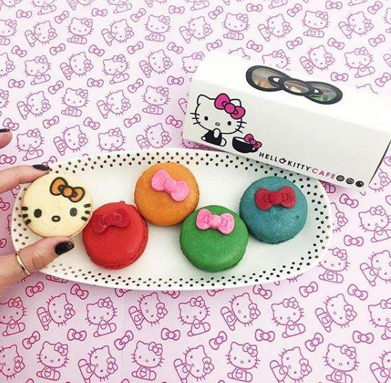 就算不是少女也想尖叫《HelloKitty餐車》粉色蝴蝶結馬卡龍捨不得吃啦