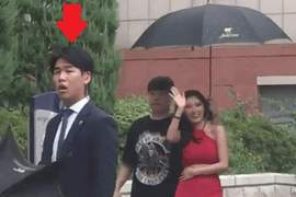 根本是暖男阿《MAMAMOO華莎保鑣的貼心行為》暖到網友戀愛了♥ 根本是暖男阿《MAMAMOO華莎保鑣的貼心行為》暖到網友戀愛了♥