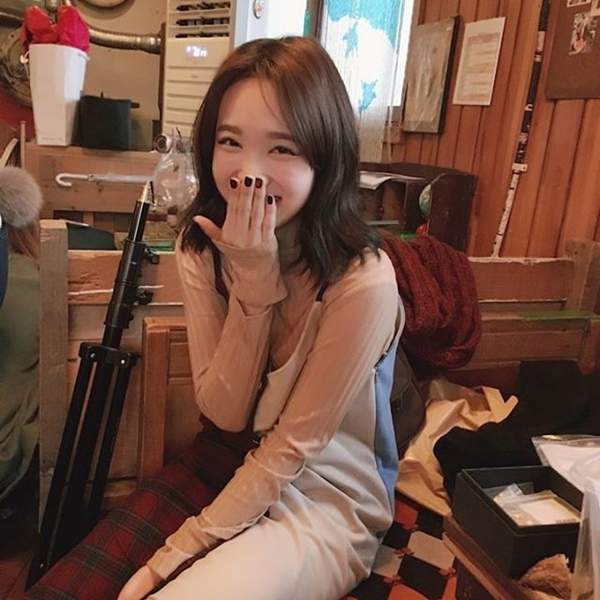 娜璉也被逗樂了《粉絲的超可愛對話》就跟你說了是娜璉你還不信吼