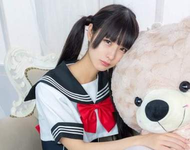 《死庫水的夏日開賣啦》夏天本來就應該穿件性感的泳衣壓 《死庫水的夏日開賣啦》夏天本來就應該穿件性感的泳衣壓