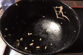 日本網友議論《完食的定義》黏在飯碗上的米粒沒吃完都不算完食? 日本網友議論《完食的定義》黏在飯碗上的米粒沒吃完都不算完食?