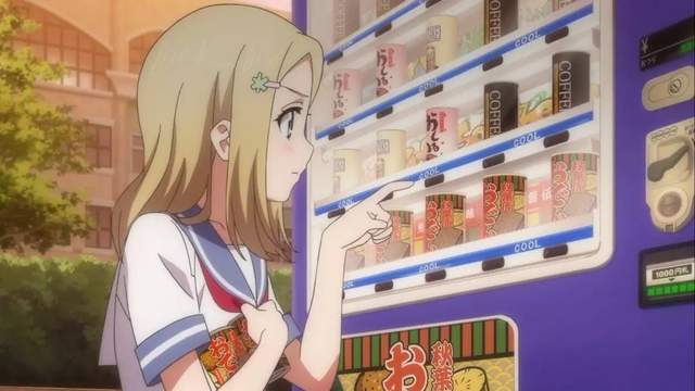 莫名的毅力《網友研究自動販賣機的樣品自己動》可惜研究精神不敵經濟不景氣……