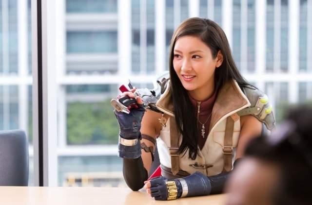 《雷光菜菜緒》讓人無法抵擋的性感大姐姐美腿～〝啊嘶〞