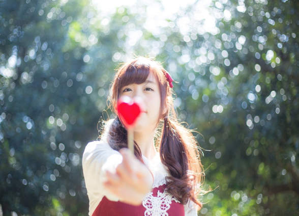 《讓日本女大生心動的9種舉動》默默地掏出鈔票就對了！？