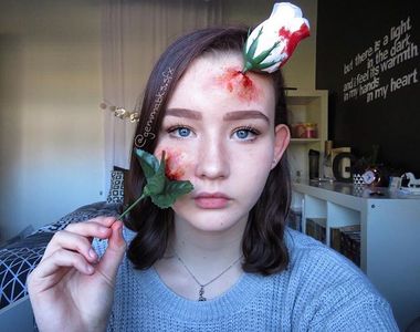《13歲小女孩的特殊化妝》年紀輕輕就有一雙巧手 將來一定不得了 《13歲小女孩的特殊化妝》年紀輕輕就有一雙巧手 將來一定不得了