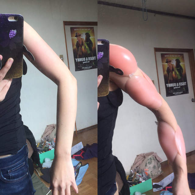 Cosplay神技能《用Nubra變成肌肉》我都不知道隱形內衣還能這樣用啊... Cosplay神技能《用Nubra變成肌肉》我都不知道隱形內衣還能這樣用啊...