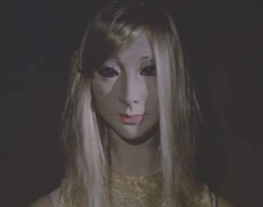《網友自製性愛娃娃》DIY人造人少女的結果會是??? 《網友自製性愛娃娃》DIY人造人少女的結果會是???