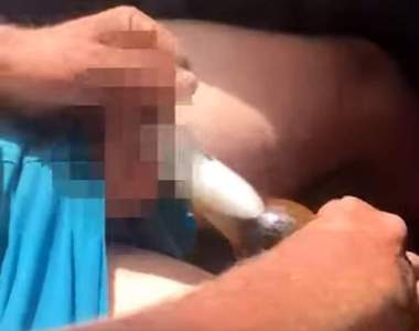 【閱覽注意】《把老二當開瓶器使用》整個畫面就是痛痛痛痛痛...... 【閱覽注意】《把老二當開瓶器使用》整個畫面就是痛痛痛痛痛......