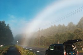奇蹟照片《彩虹的盡頭》你有超近距離看過彩虹的兩端嗎? 奇蹟照片《彩虹的盡頭》你有超近距離看過彩虹的兩端嗎?